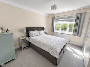 Bedroom One_88VV (1)- click for photo gallery
